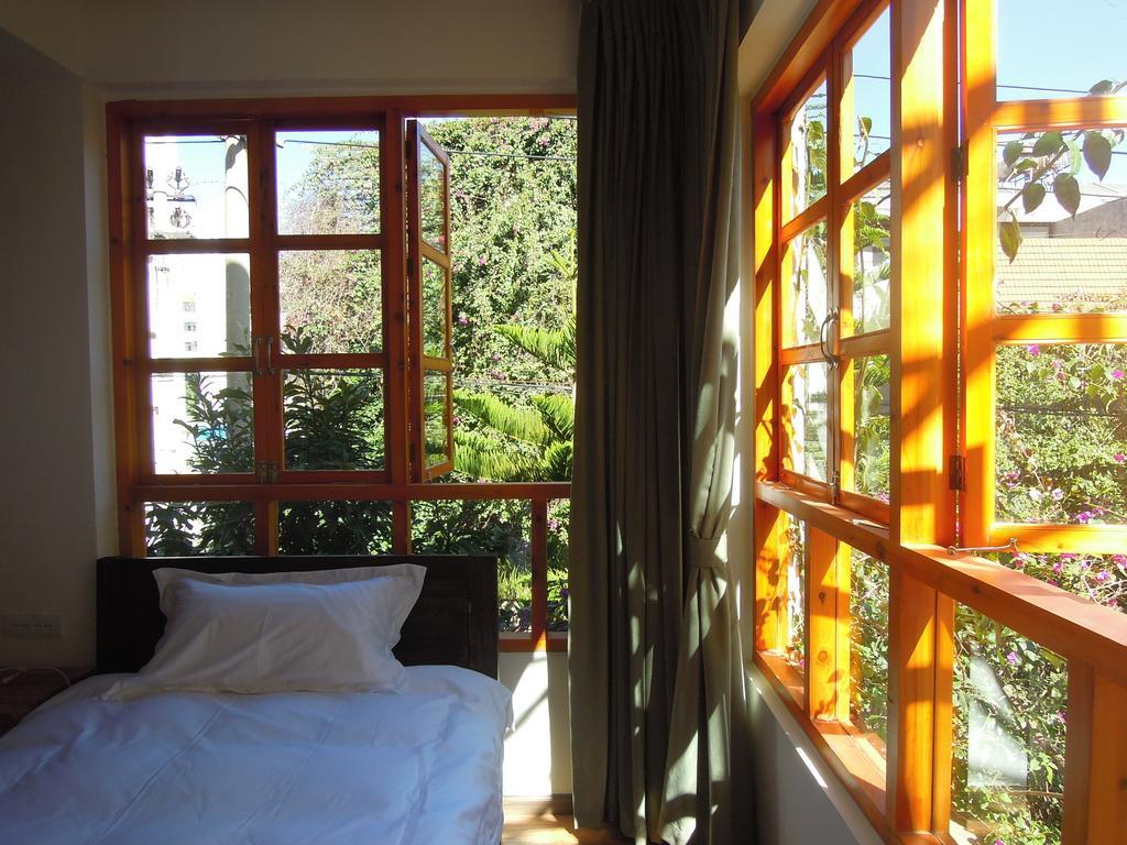 The Hump-Mulan Guest House Κούνμινγκ Εξωτερικό φωτογραφία